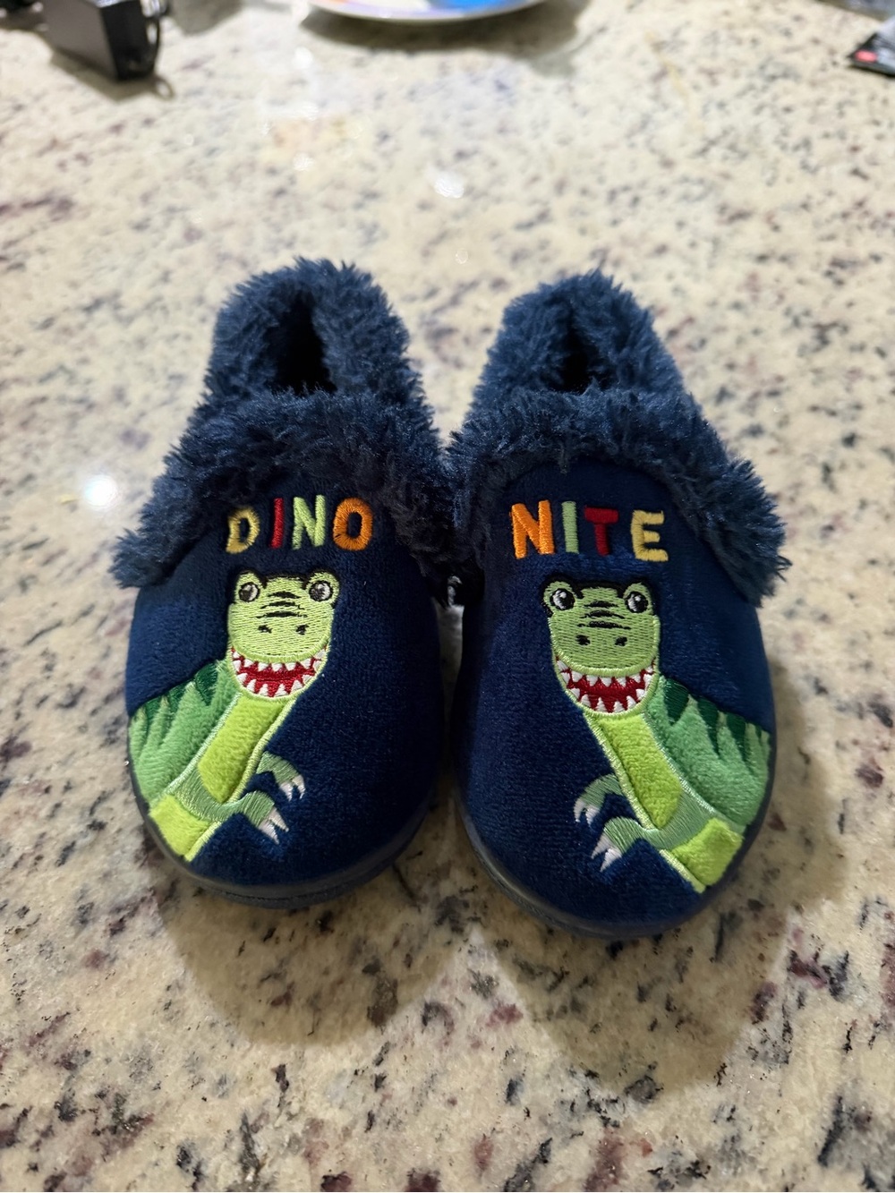 Boys Toddler Slippers Size 7-8